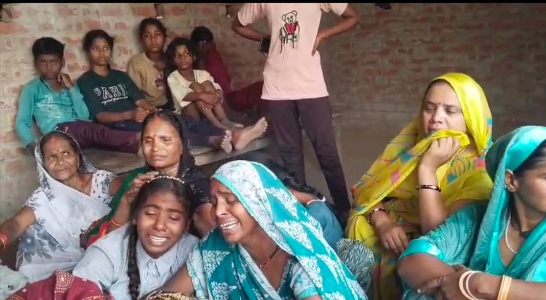 Woman caught in dilapidated wire in the field, dies from electric shock