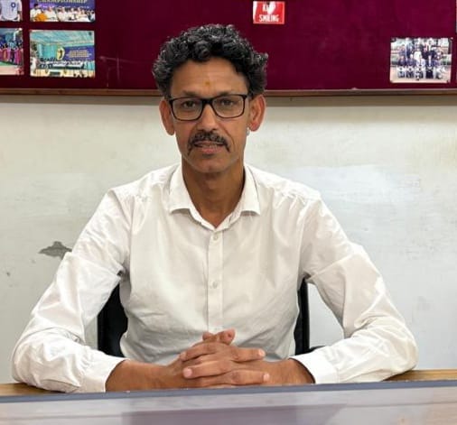 Assistant Professor Dr. Pravesh Sharma took charge at Bilaspur College.