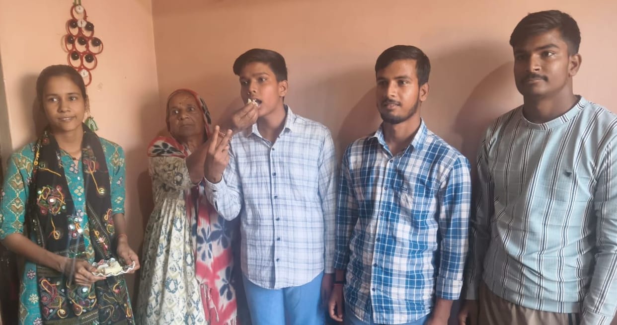 Shantanu Bhadoria became the intermediate topper in the district.
