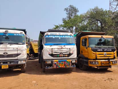 District Administration Cracks Down on Illegal Mineral Mining 6 Vehicles Seized in Two Days in Bemetara