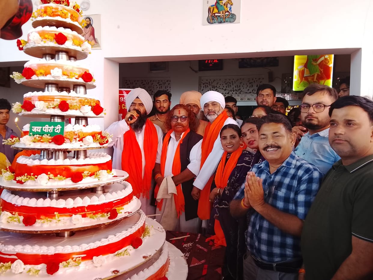 An 80-kg cake was cut on the birth anniversary of Lakhdata Pir.