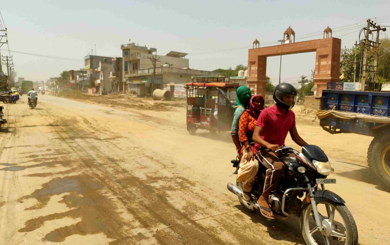 A sheet of dust has fallen on the hopes of development in the large village of Gangwa