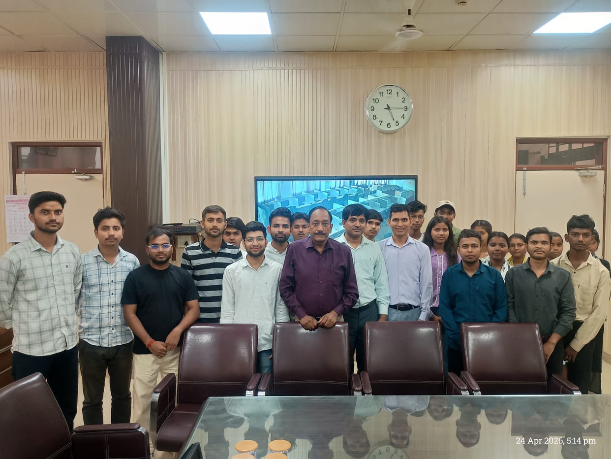 Five students who studied in the 'Umeed Ki Kaksha' (Class of Hope) scored over 80% marks in the 10th grade.