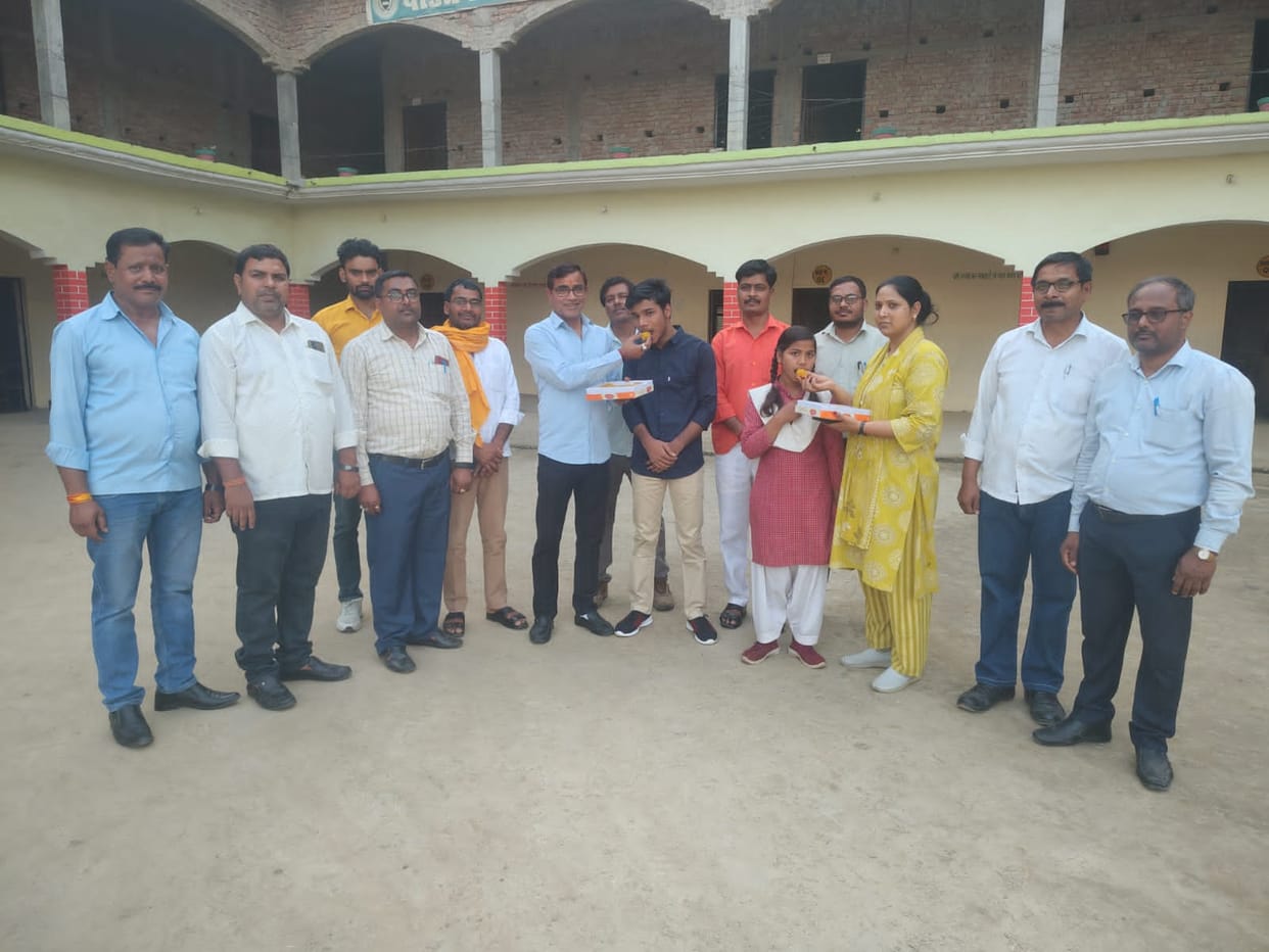 Praveen's dream is to become an engineer.
