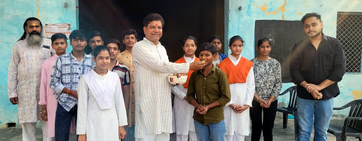 Aman topped in class 10th and Priyanshi in class 11th in Sanskrit Board.