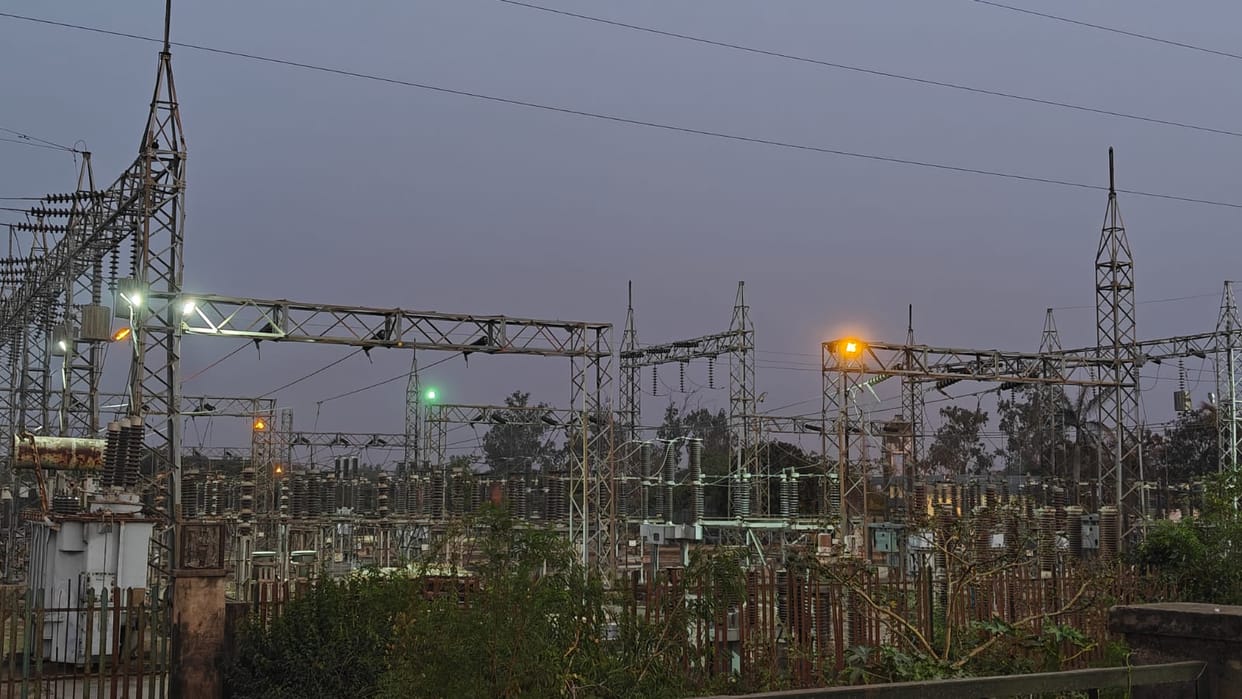 The electricity is cut off immediately the moment the balance runs out