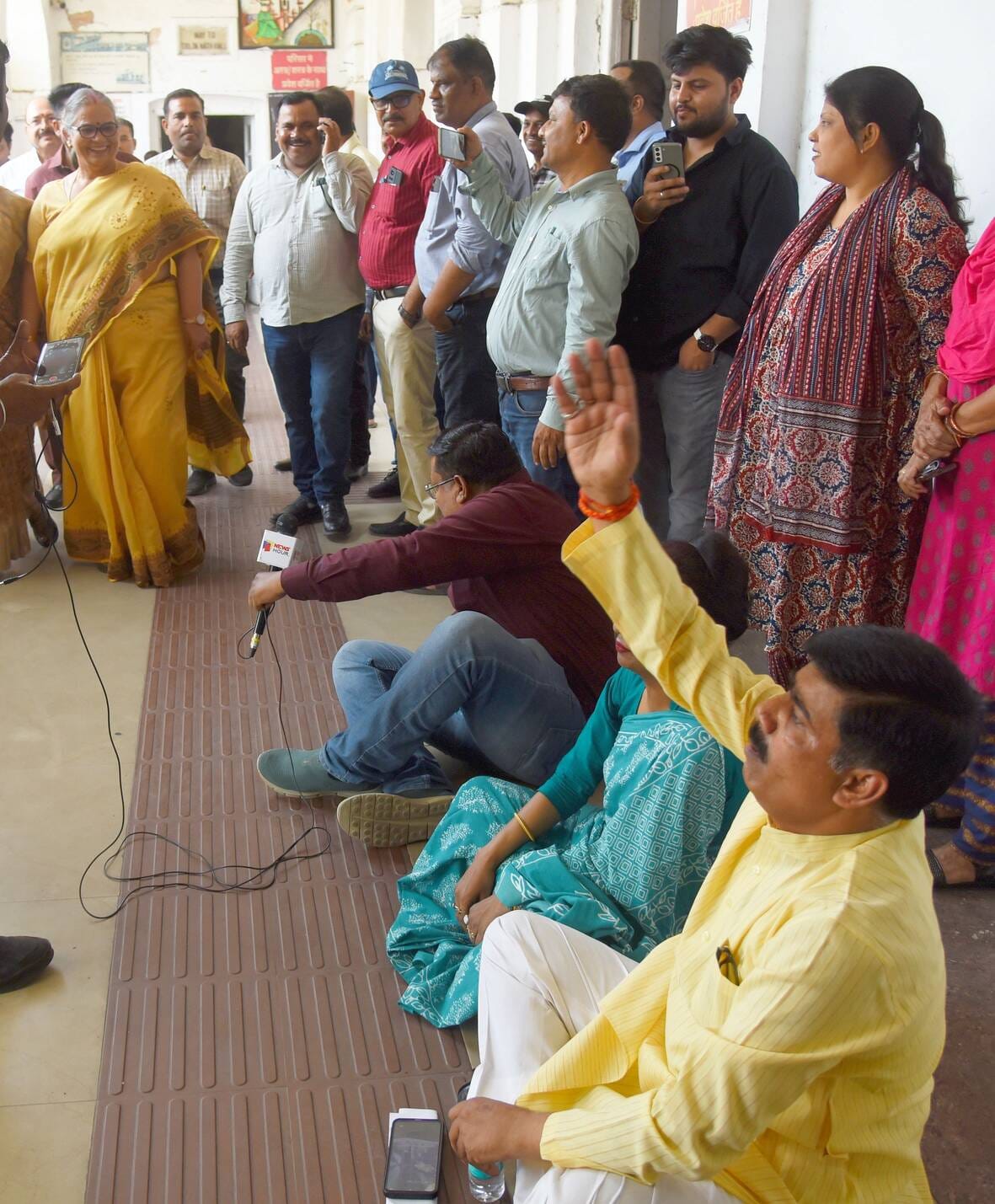 Uproar in the special session of the Municipal Corporation called on the Nari Shakti Vandan Act