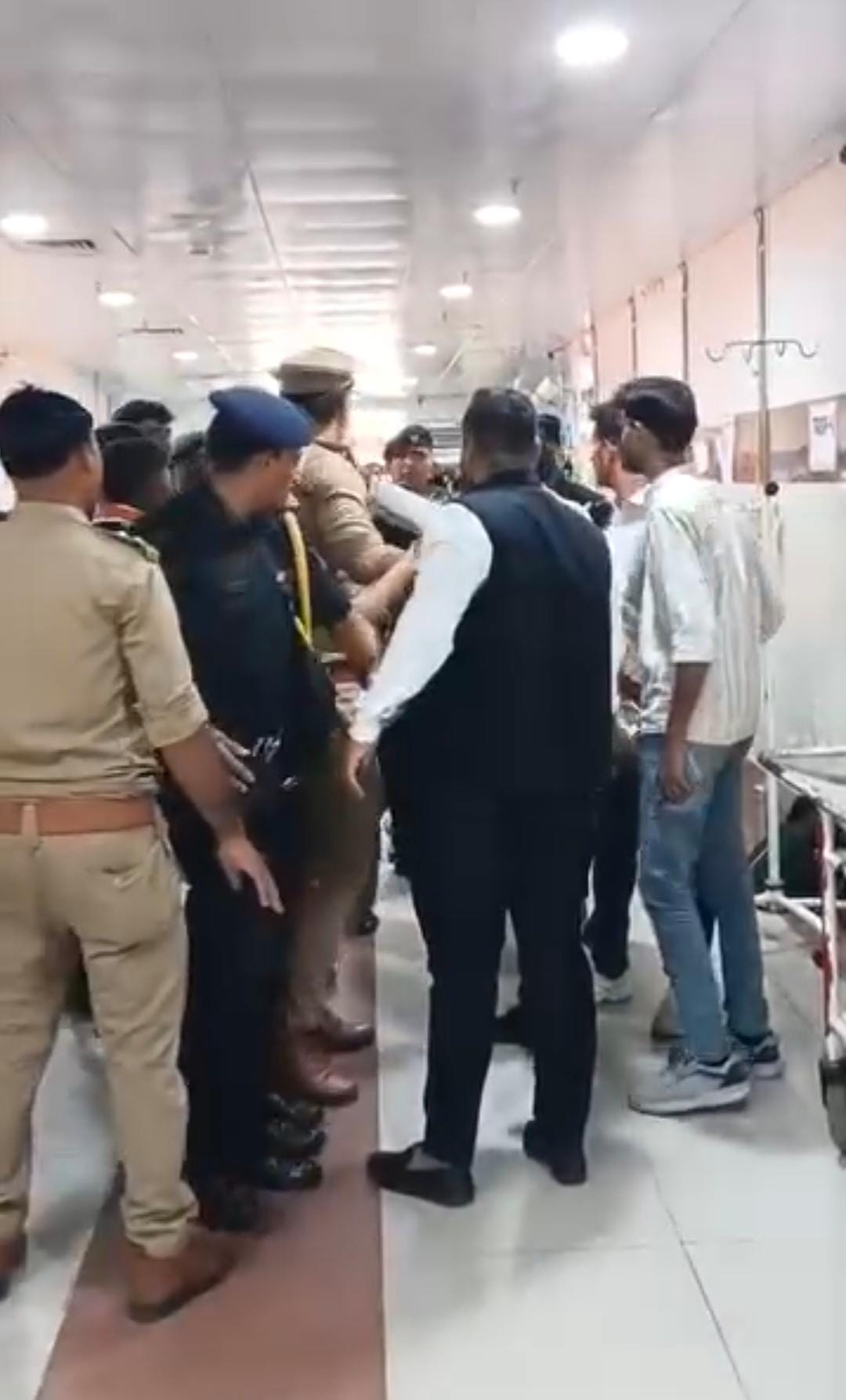 Youth dies in PGI emergency, uproar over post-mortem