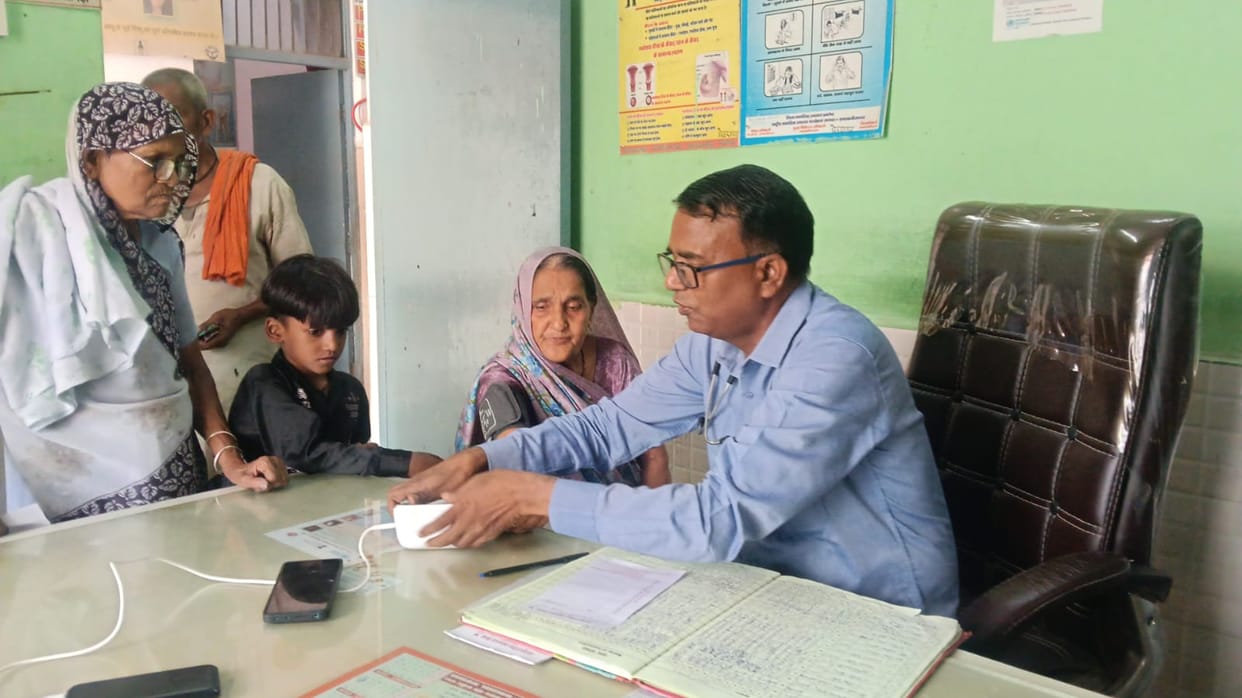 Crowd of patients, lack of facilities, increasing pressure on Menhdawal CHC