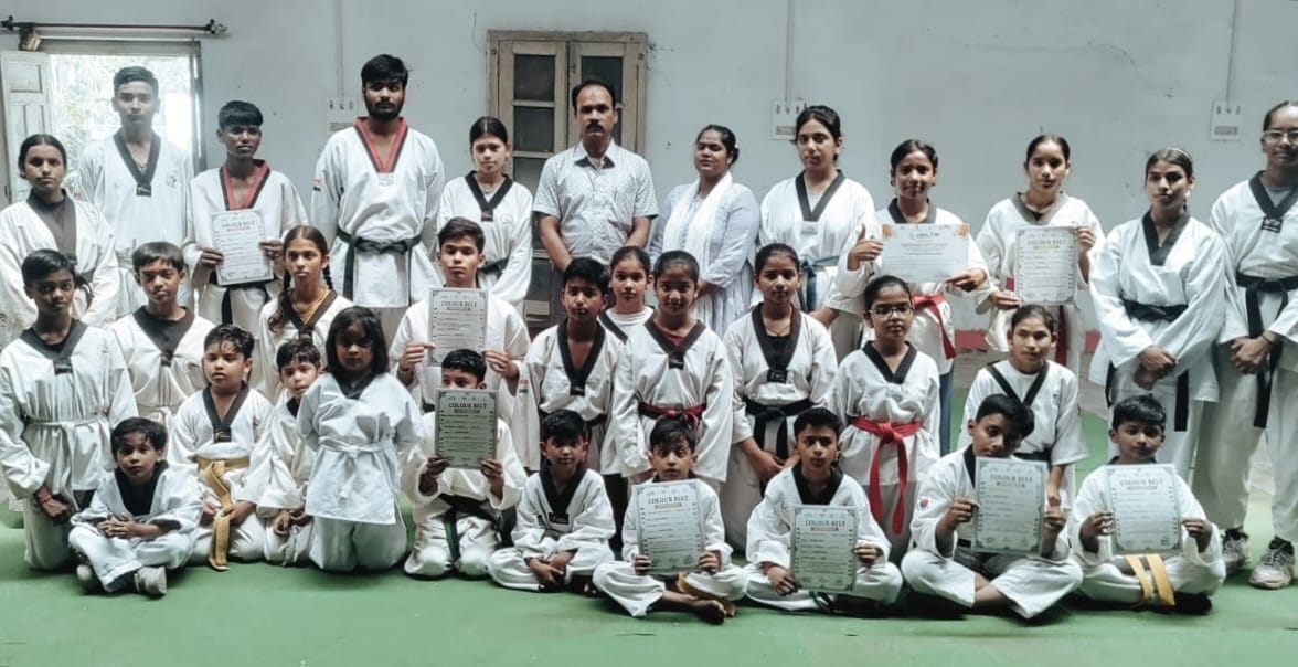 60 players showed their strength in Taekwondo color belt promotion exam