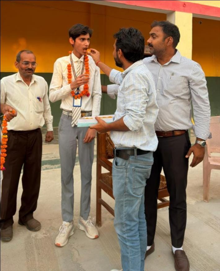 Muskan and Khushi won in Intermediate, Naushad won in High School