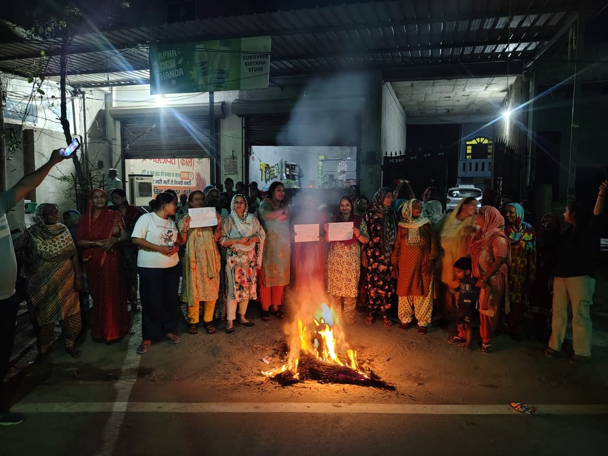 Rahul's effigy burnt after Nari Shakti Vandan Act not passed