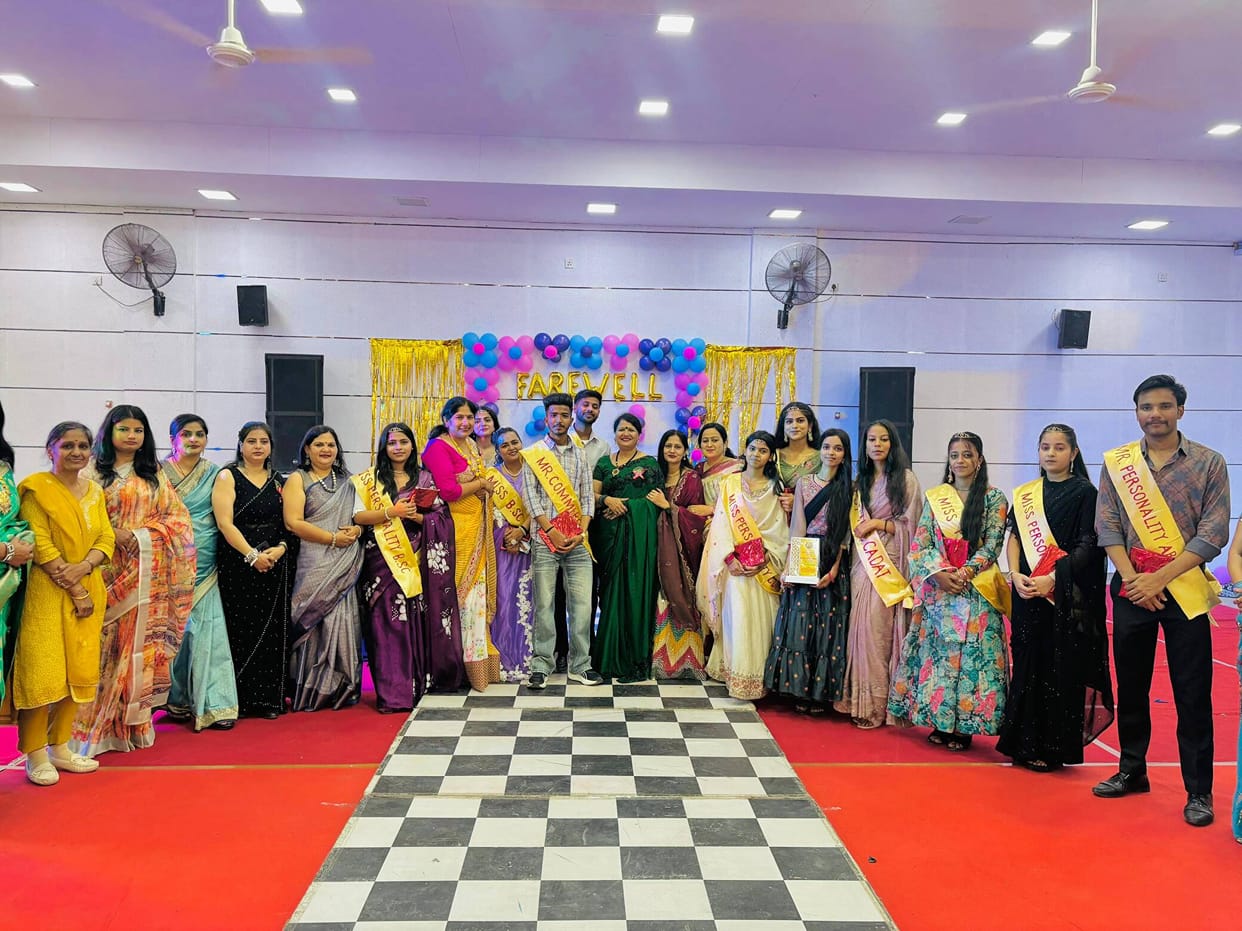 Sahil was selected as Mr. and Chetna was selected as Miss Commerce