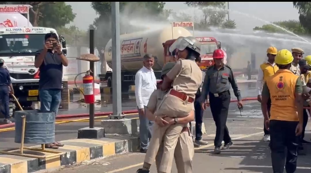 इंडेन बॉटलिंग प्लांट में एयर स्ट्राइक का अलर्ट, गैस टैंकर में लगी आग, मॉक ड्रिल