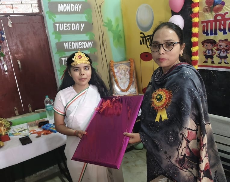 Cultural performances at the annual function captivated the hearts.