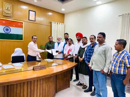 Demand for Compensation for Fire Victims and Action Against Culprits Congress Submits Memorandum to Collector