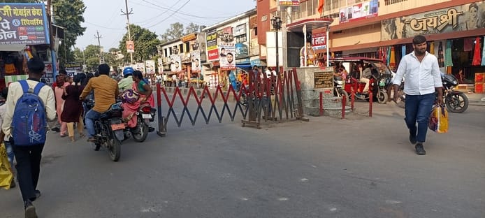 Entry of large vehicles into the city prohibited for three days starting today.