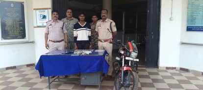 Female Petrol Pump Attendant Robbed at Gunpoint Accused Arrested in Mumbai in Jagdalpur