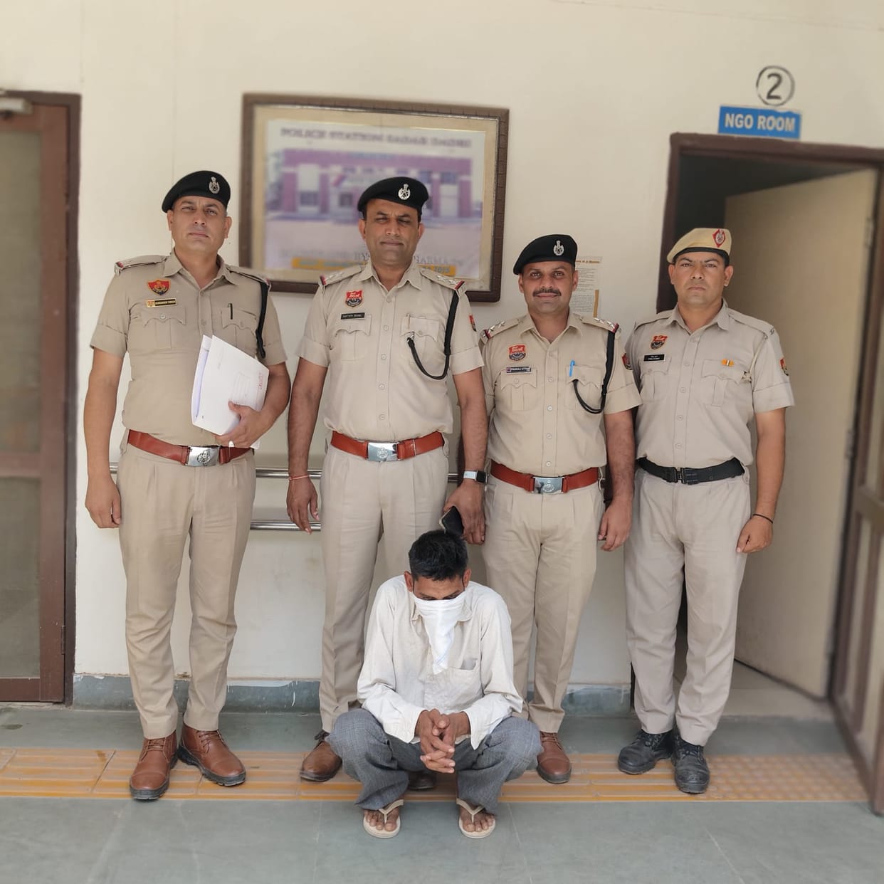 A new twist has emerged in the case of the accident near Tivala; police have added charges of attempt to murder under conspiracy; one accused has been arrested