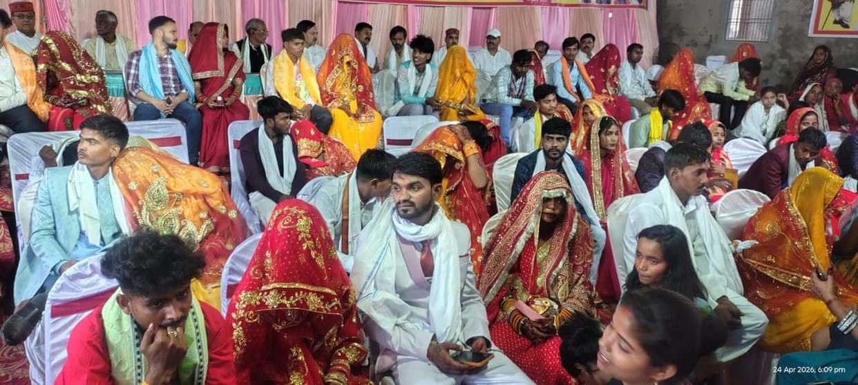 Devotees became emotional after listening to the Shriram-Kewat episode and Dashrath's separation.