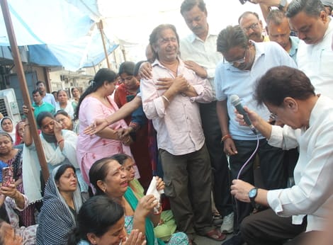 Central market, women's protest postponed