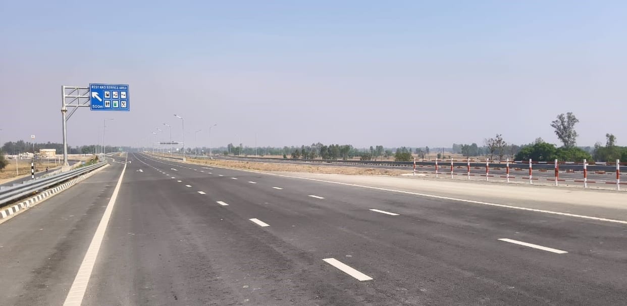 The BJP will stage a show of strength through the inauguration of the Ganga Expressway.