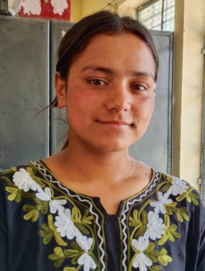 तृप्ति डिमरी, 12वीं, 95.20 प्रतिशत, जीजीआईसी ज्योतिर्मठ