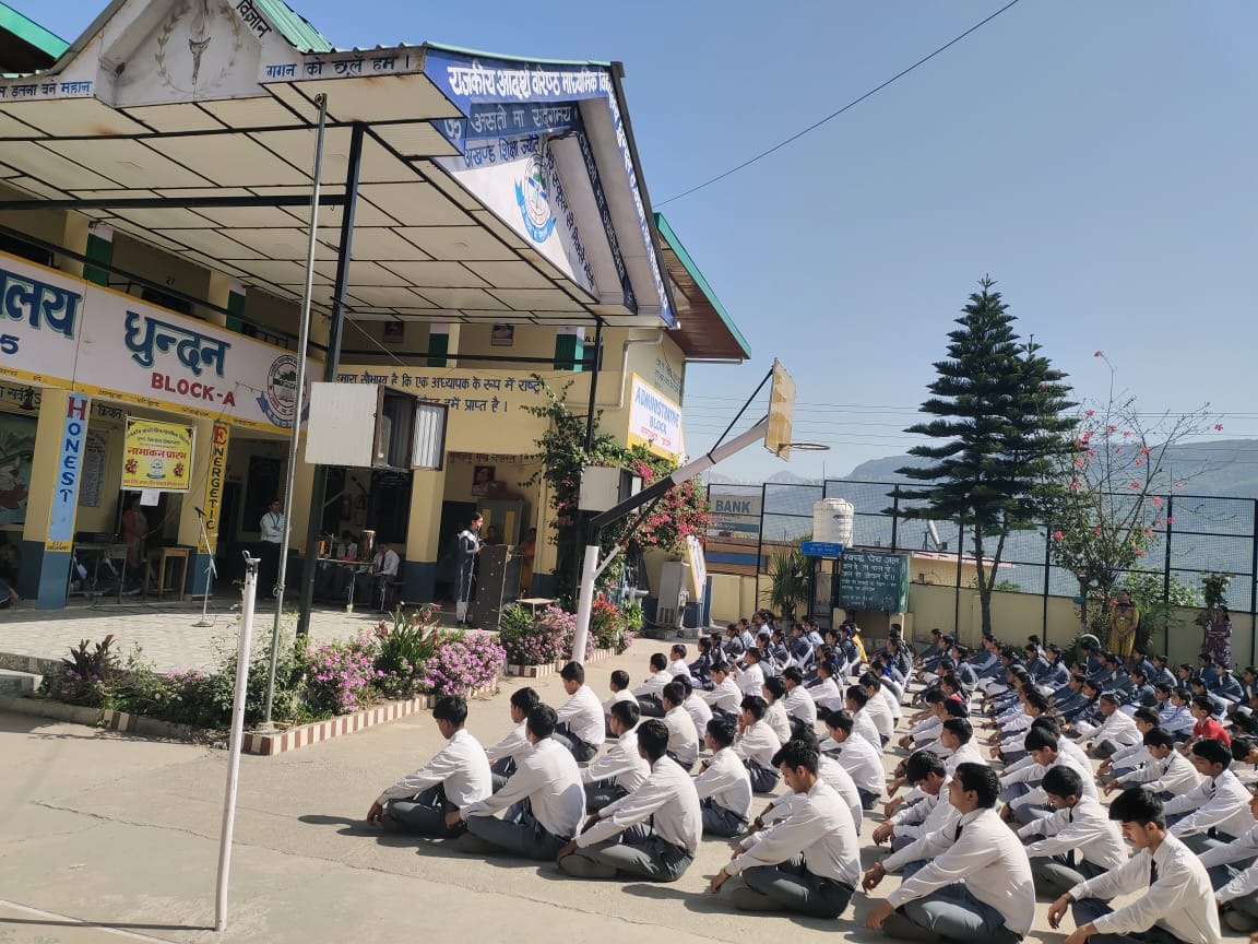 Told the students of Dhundan School about the symptoms and prevention of TB.