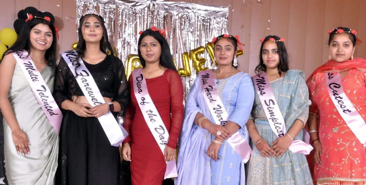 Sapna became Miss Farewell and Rashmi became the cutest.