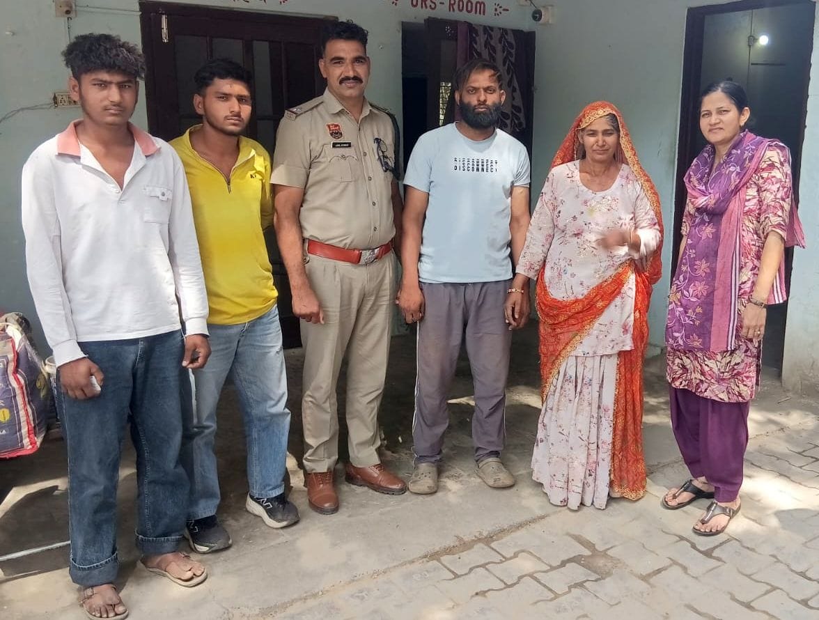 Police reunited a Rajasthan woman with her family.