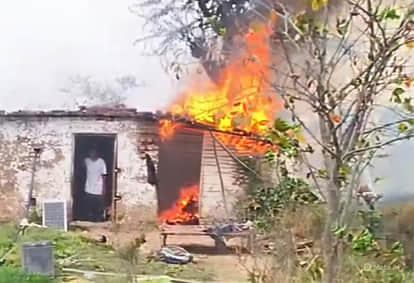 Fire rages in Datia from the fields of Jigna to the houses of Bharoli causing losses worth lakhs two incidents
