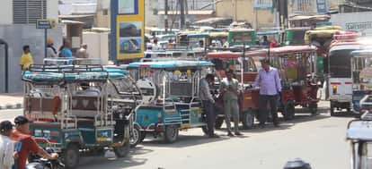Delhi Withdraws Bulk E-Rickshaw Registration Rule to Boost Self-Employment