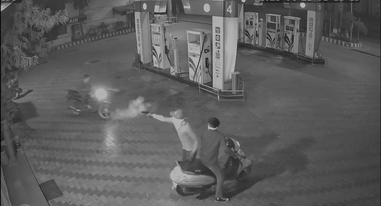 Robbers raid two places along the NH within 72 hours