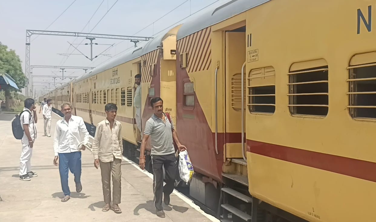Railway News: Coaches counted on tracks, 1900 coaches found in NCR