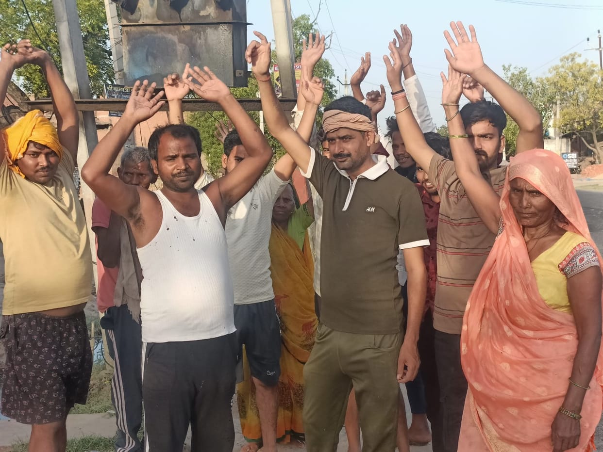 Transformer blown for five days, protest