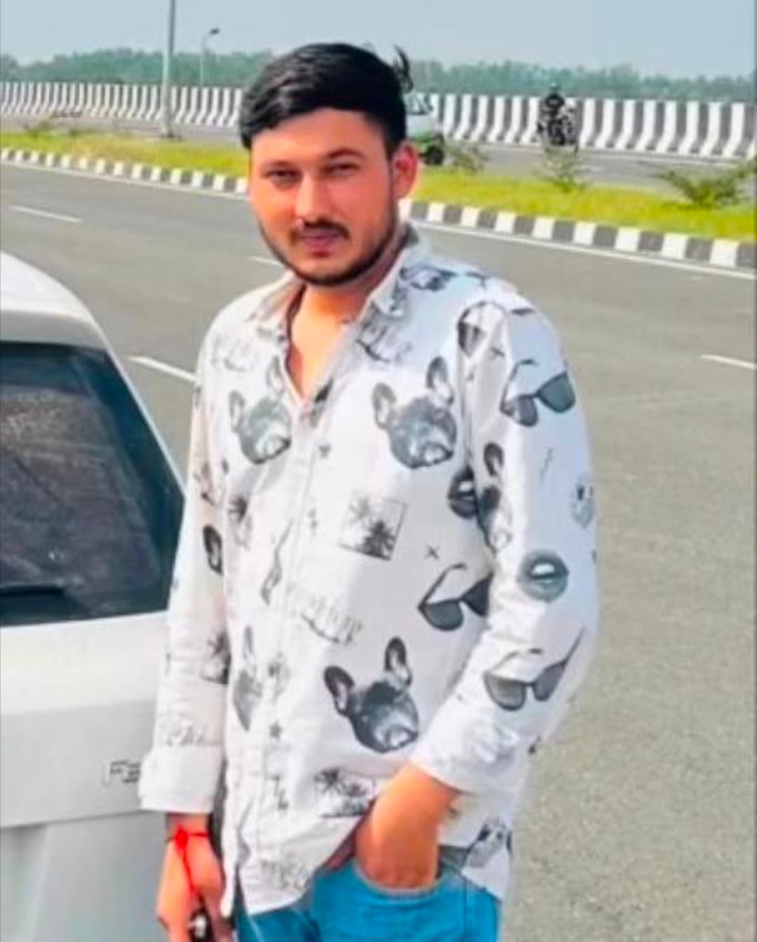 A young man committed suicide, leaving a suicide note, blaming his mother and daughter for his death.