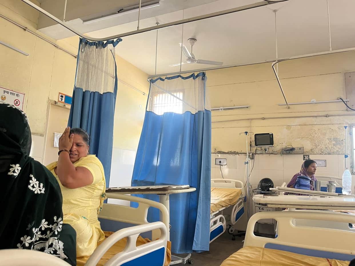 District Civil Hospital power outage for an hour, patients suffering in the heat