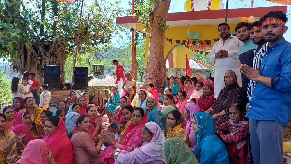 Bhandara organised at Lakhdata Temple in Pasu