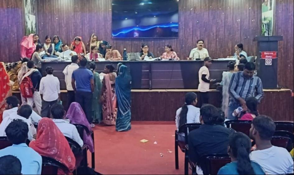 Verification of Records of 600 Assistants