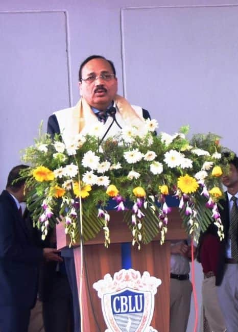 सीबीएलयू में आयोजित पांचवां दीक्षांत समारोह को संबोधित करते सुप्रीम कोर्ट के मुख्य न्यायाधीश न