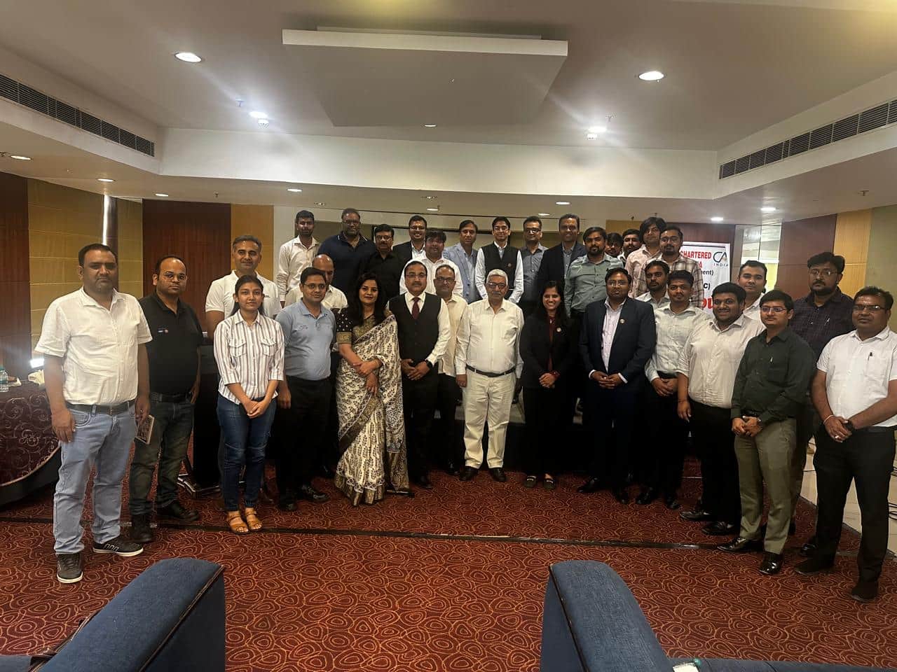 सेमिनार में बड़ी संख्या में पहुंचे लोग। स्रोत : संगठन