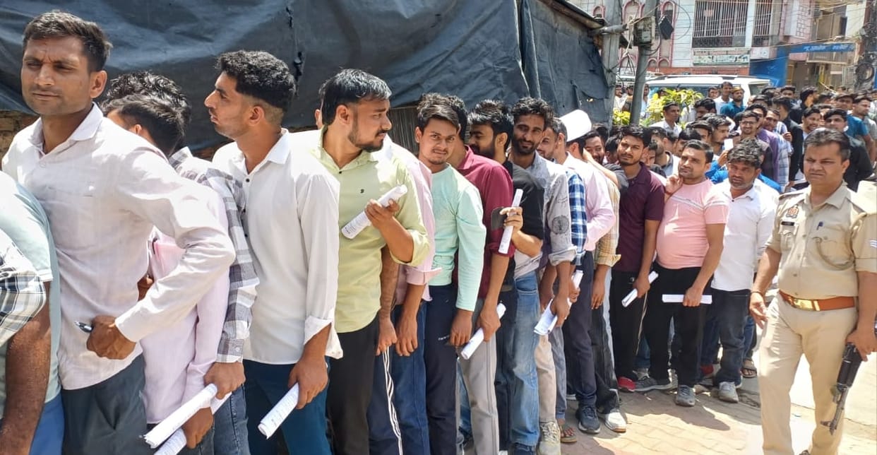 6,318 candidates in the district appeared for the Home Guard recruitment examination across two shifts.