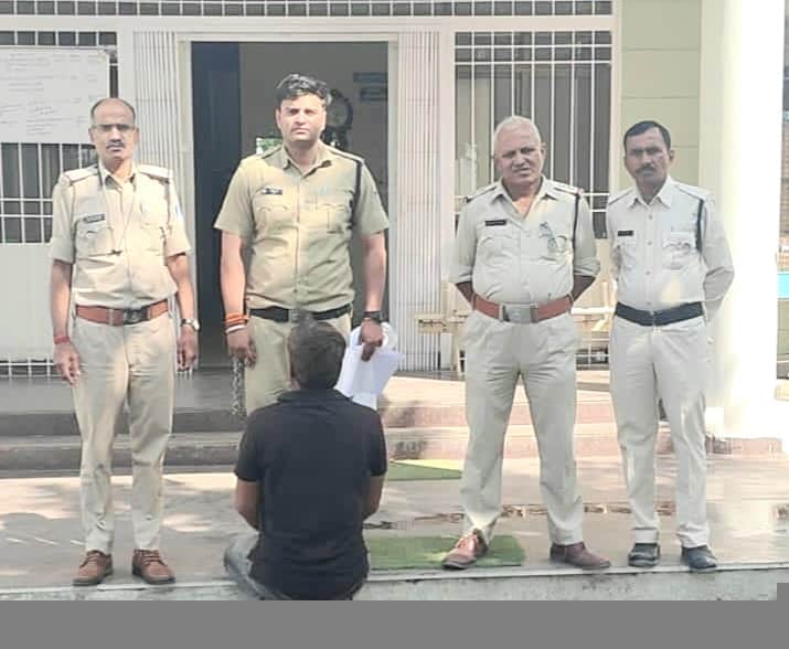 विवाद से भड़की हिंसा, दुकान बनी रणभूमि, आरोपी पकड़ाया