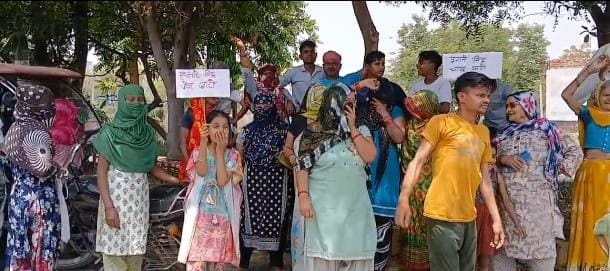 Women surrounded the power station to protest against smart meters.