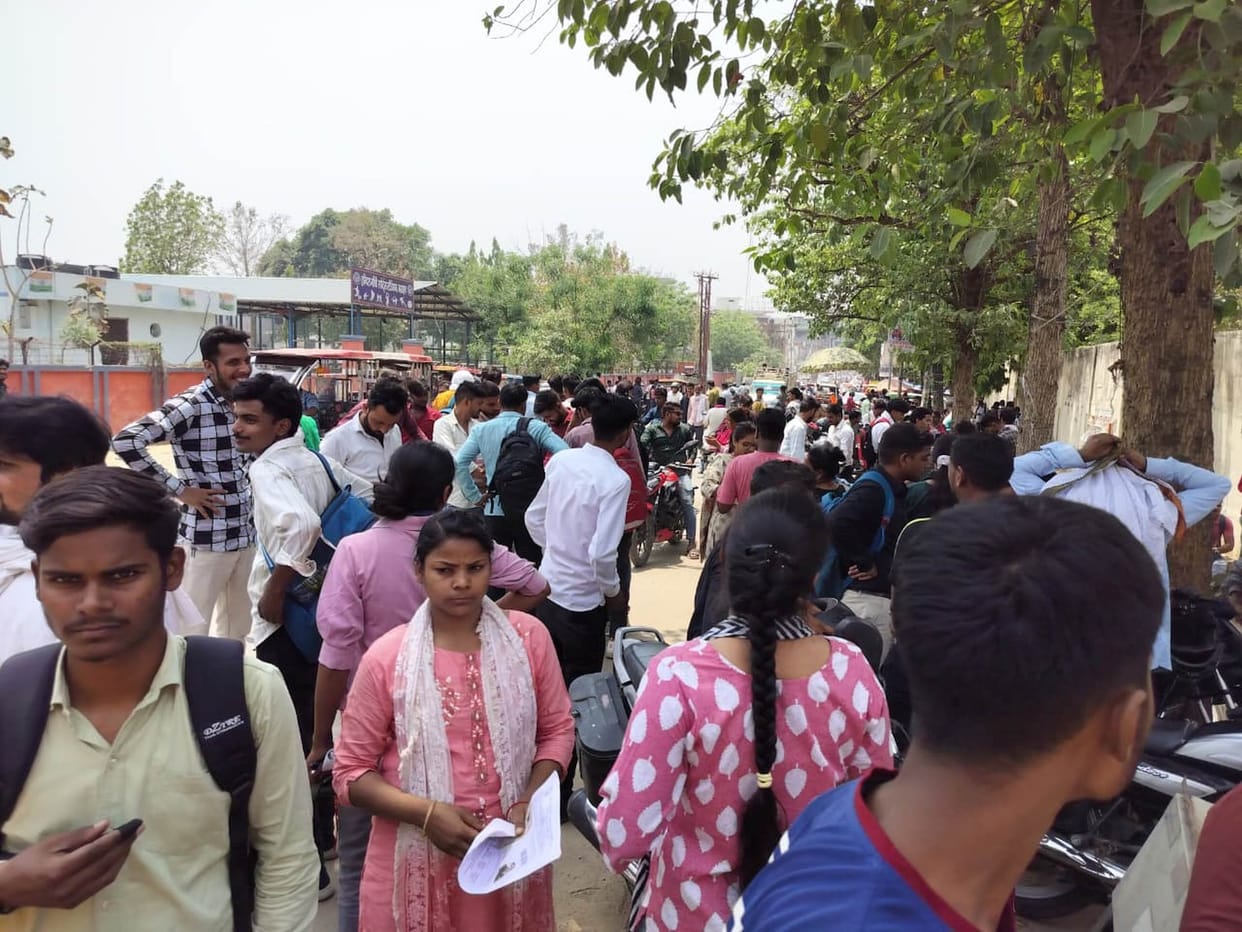 1612 candidates left the Home Guard recruitment exam on the second day.