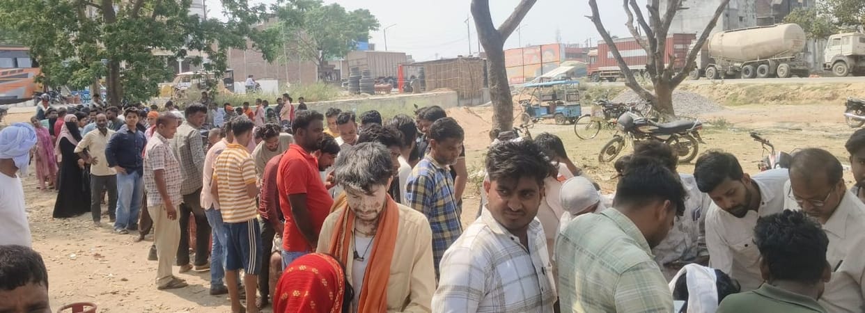 Gas outcry, long queues in the sun
