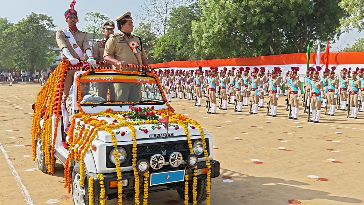 mainpuri news police passing out parade