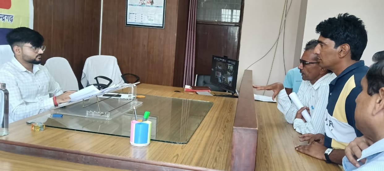 Dispose of Complaints Within the Stipulated Time: SDM