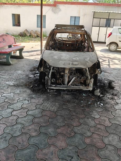 A fire broke out in Darbod, burning a parked taxi, destroying documents and cash.