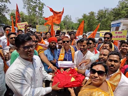 Demand to declare mother cow as mother of nation and memorandum submitted